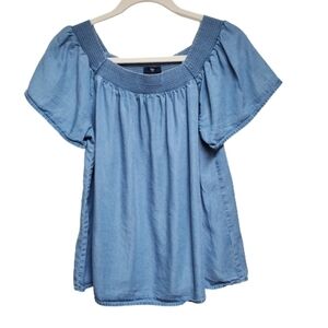 Gap off the shoulders top S